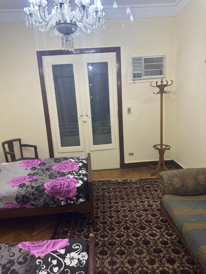 Beautiful Apartment In The Heart Of El Cairo Exterior foto