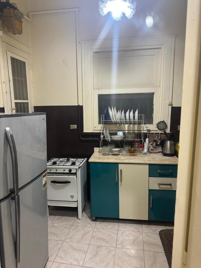 Beautiful Apartment In The Heart Of El Cairo Exterior foto