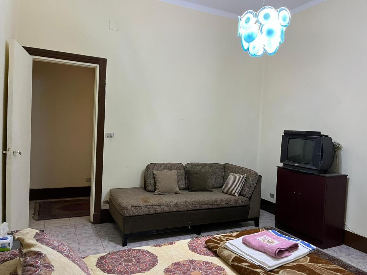 Beautiful Apartment In The Heart Of El Cairo Exterior foto