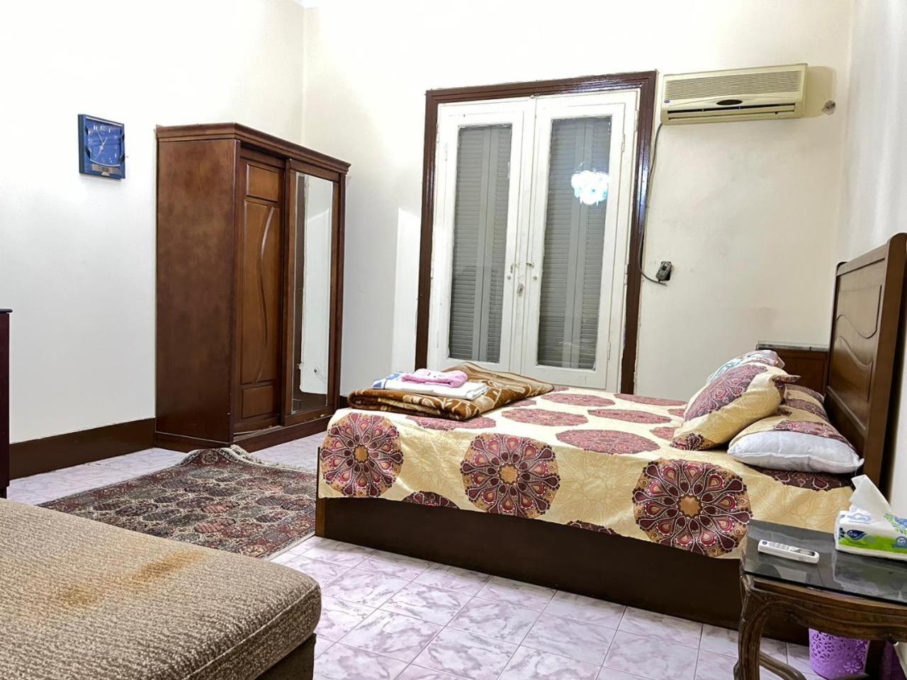 Beautiful Apartment In The Heart Of El Cairo Exterior foto